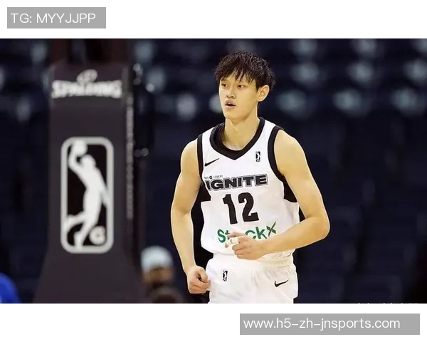 曾凡博引发球迷热潮高价票却让期待变失望的夜晚