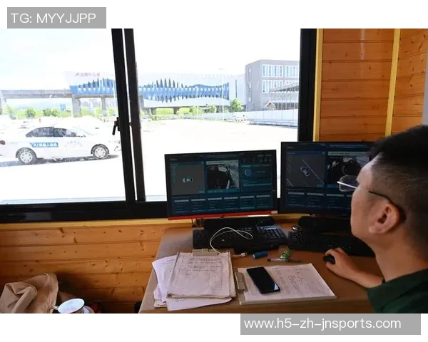 全国首个足球运动表现分析实验室在武汉启用AI教练助力运动员提升表现